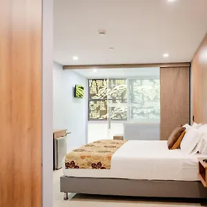 Madeiro 4*, Medellín Kolumbien