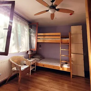  Hostel Shantee House Hungary